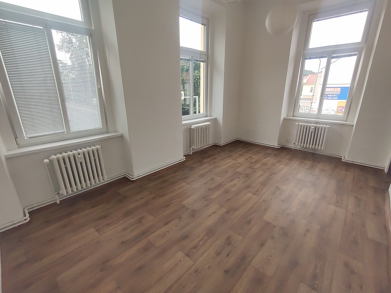 Pronájem bytu 2+1 65 m² — photo 2