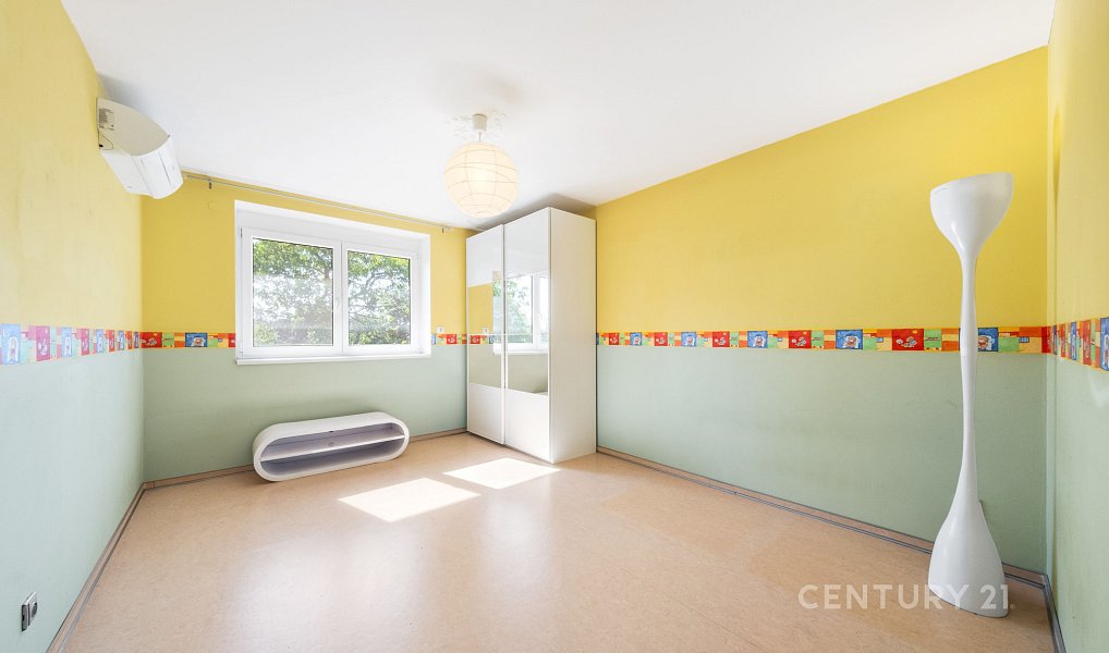 Pronájem domu 210 m² s pozemkem 1 586 m², Mukařov – náhled fotky 22