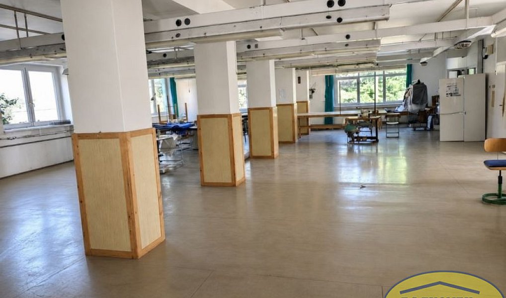 Prodej obchodních prostor 1 300 m², Bystřice pod Hostýnem – náhled fotky 6