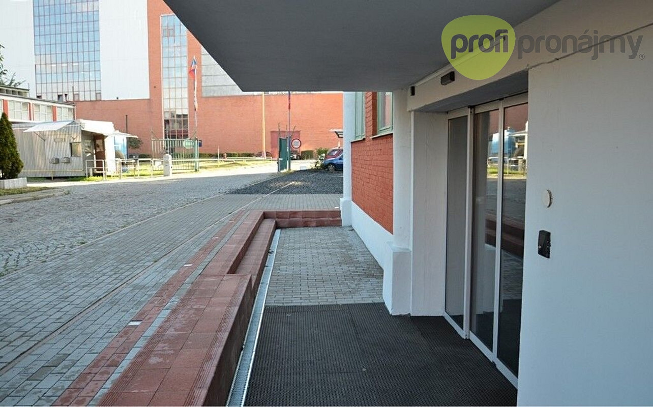 Pronájem skladovacích prostor 374 m² – pohled 4