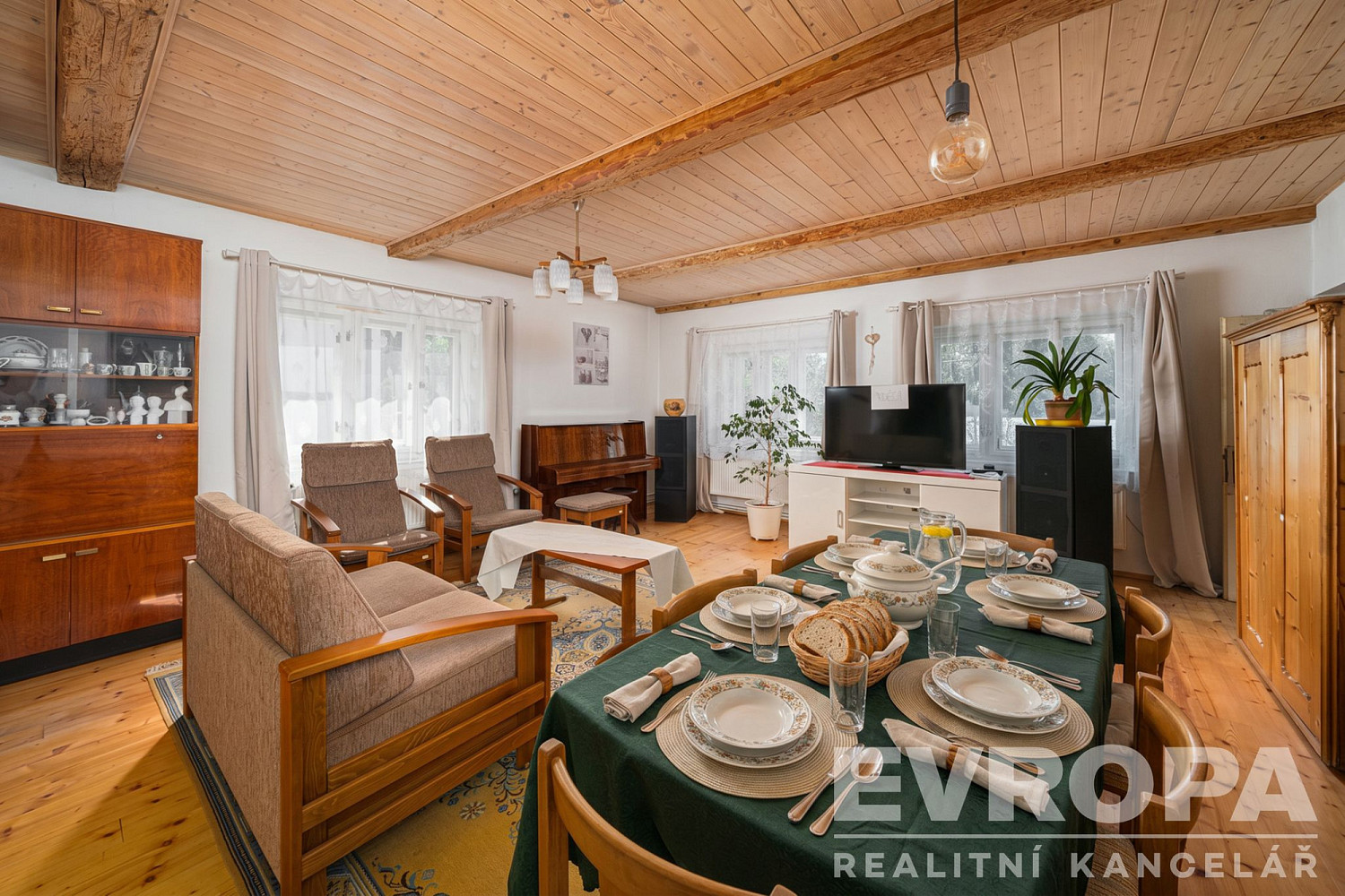 Prodej domu 200 m² s pozemkem 359 m² – fotografie 3
