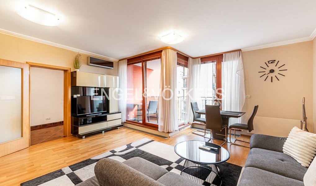 Pronájem bytu 2+kk 67 m², Praha – náhled fotky 3
