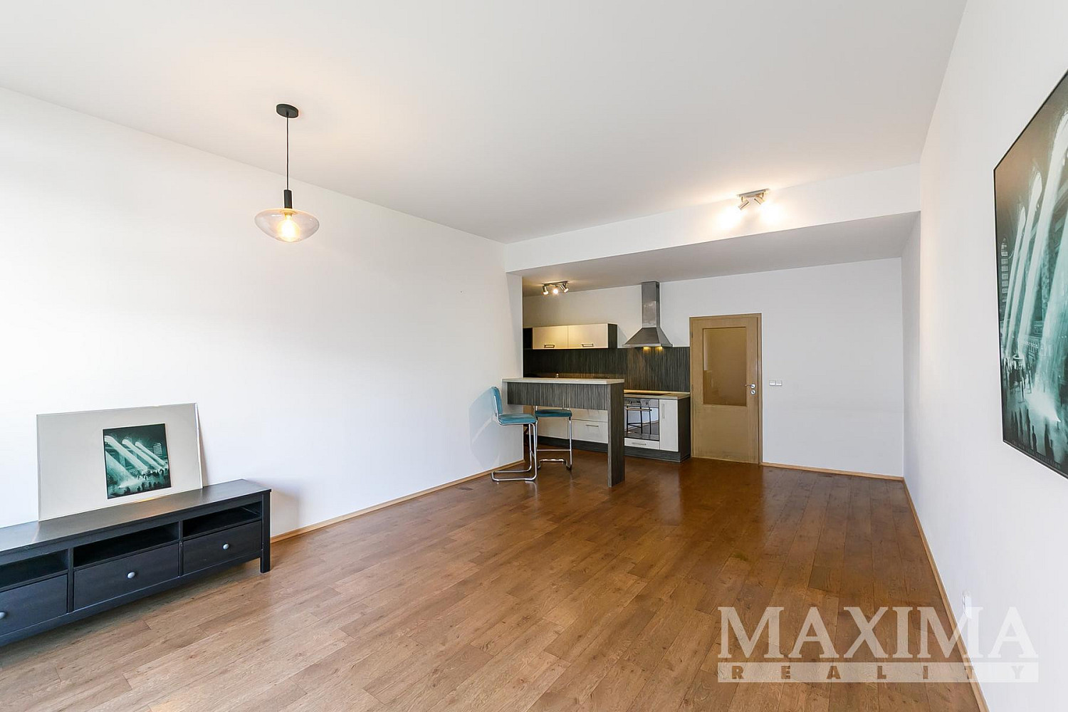 Pronájem bytu 1+kk 48 m² – fotografie 2