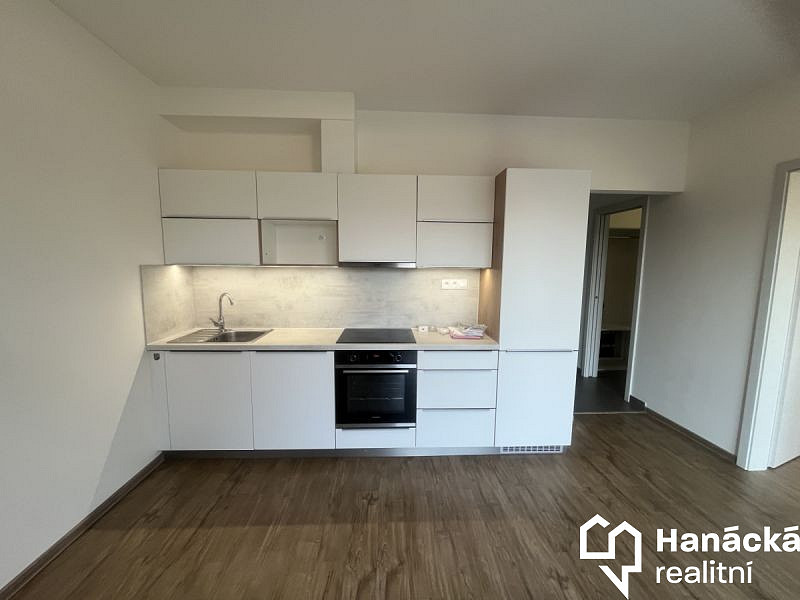 Pronájem bytu 2+kk 45 m² – fotografie 4