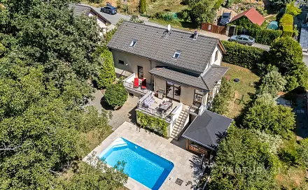 Prodej domu 265 m² s pozemkem 864 m², K Hubačovu, Mnichovice, okres Praha-východ