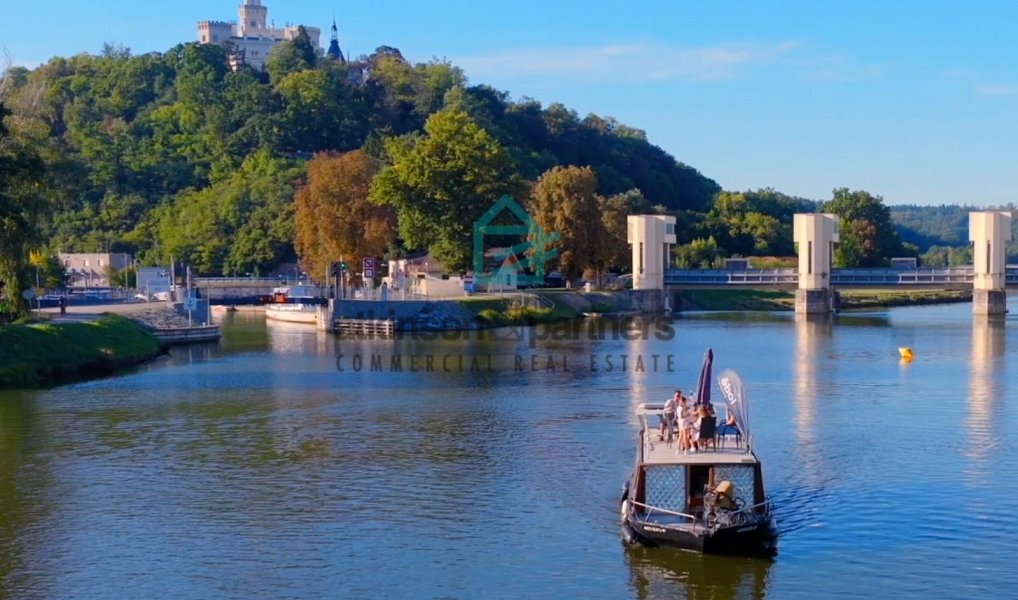 Prodej stavebního pozemku 976 m², Hluboká nad Vltavou – náhled fotky 2