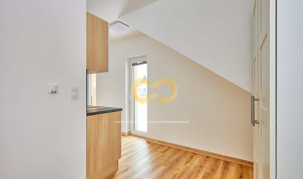 Prodej bytu 1+kk 33 m², Černá v Pošumaví – náhled fotky 10