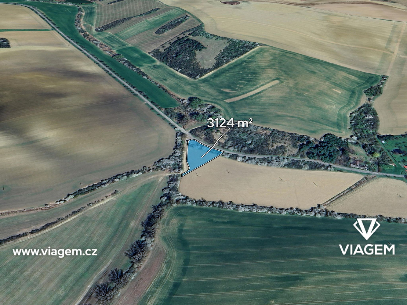 Prodej pole 1 562 m²