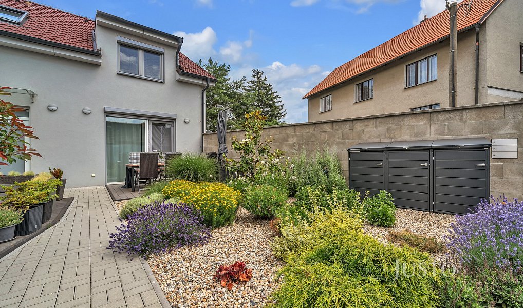 Prodej bytu 4+kk 129 m², Býkev – náhled fotky 3