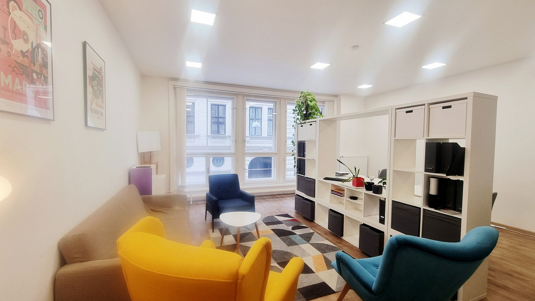 Pronájem kanceláře 51 m² — photo 2