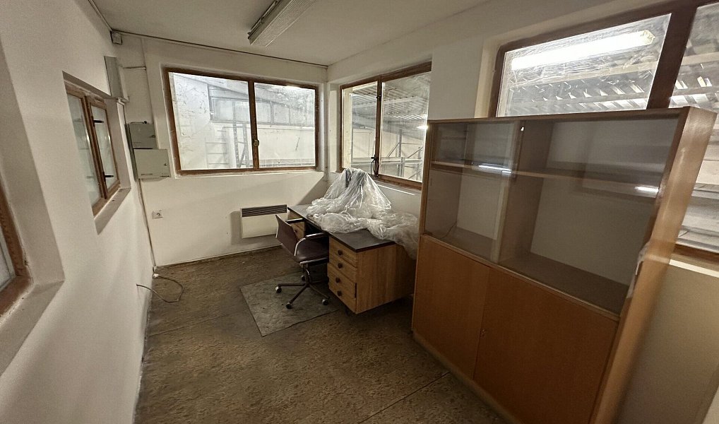 Pronájem skladovacích prostor 1 700 m², Postoloprty – náhled fotky 8