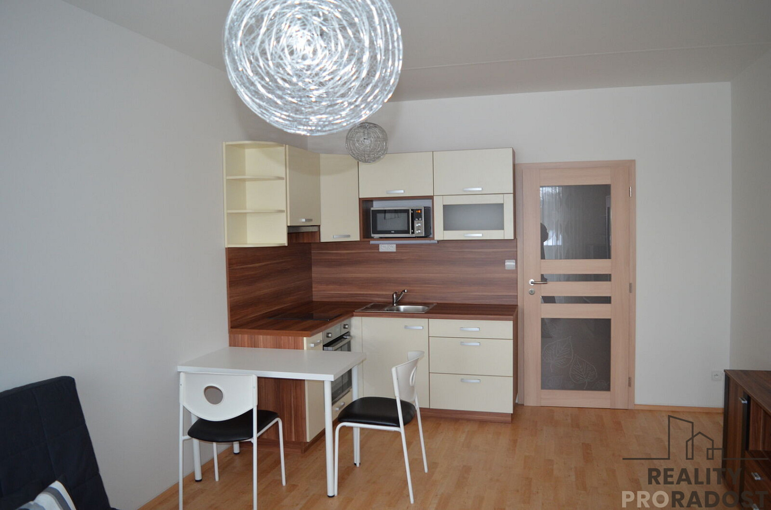 Pronájem bytu 1+kk 31 m²