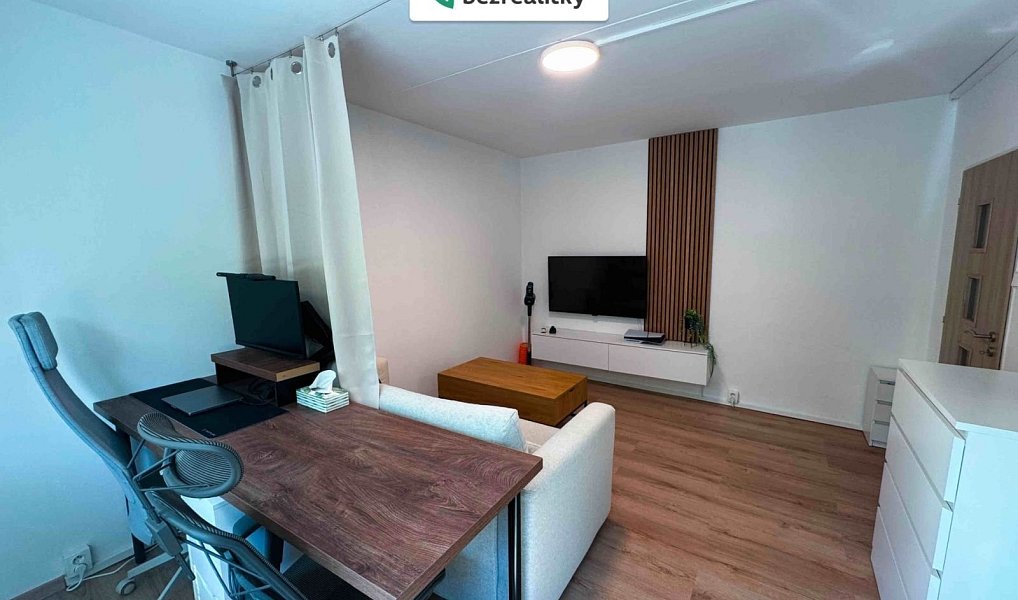 Prodej bytu 1+kk 26 m², Praha – náhled fotky 11