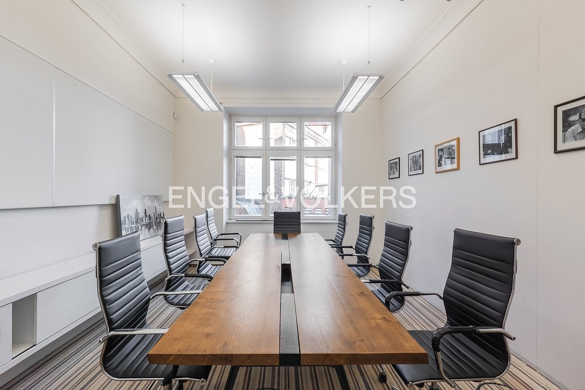 Pronájem kanceláře 282 m² – fotografie 5