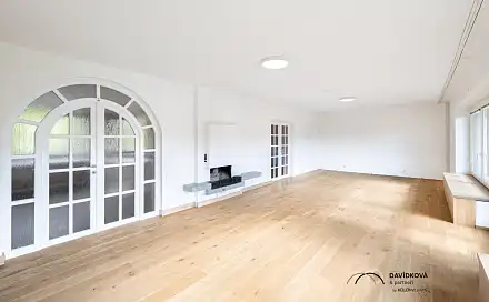 Prodej domu 340 m² s pozemkem 422 m², Dolnojirčanská, Praha 4 - Kamýk