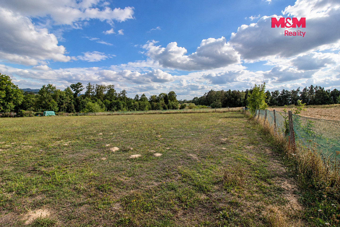 Prodej stavebního pozemku 1 276 m² – fotografie 3
