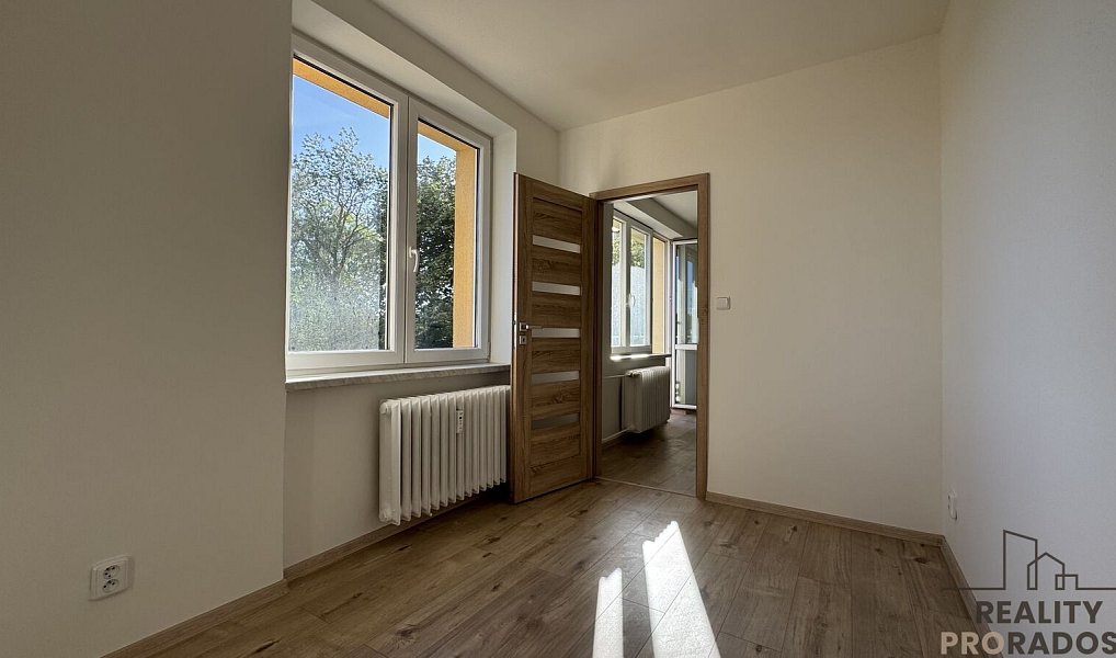 Prodej bytu 2+kk 37 m², Havířov – náhled fotky 4