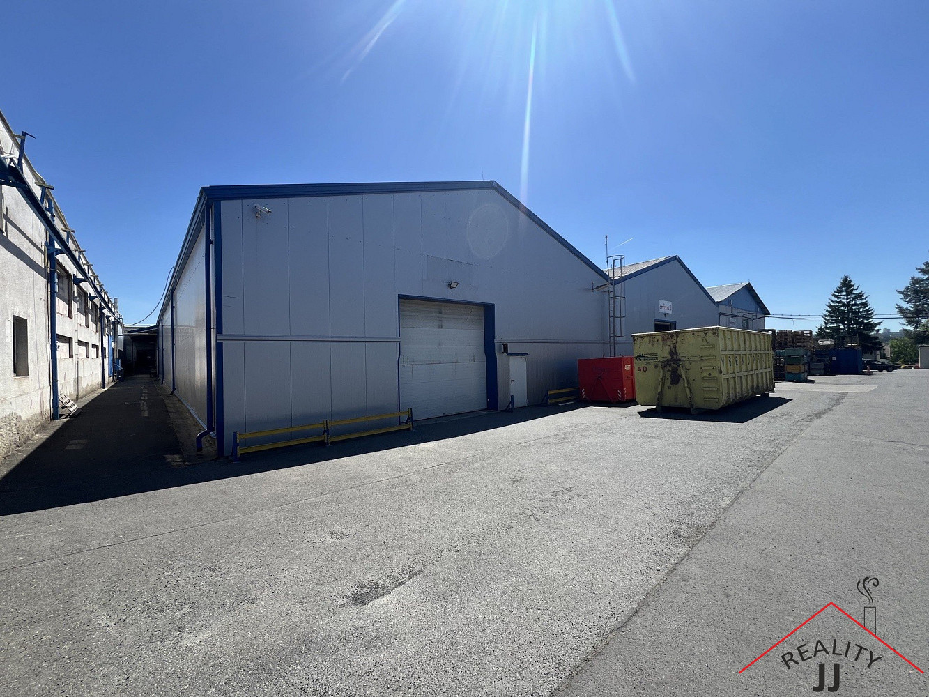 Pronájem skladovacích prostor 1 545 m² – fotografie 2