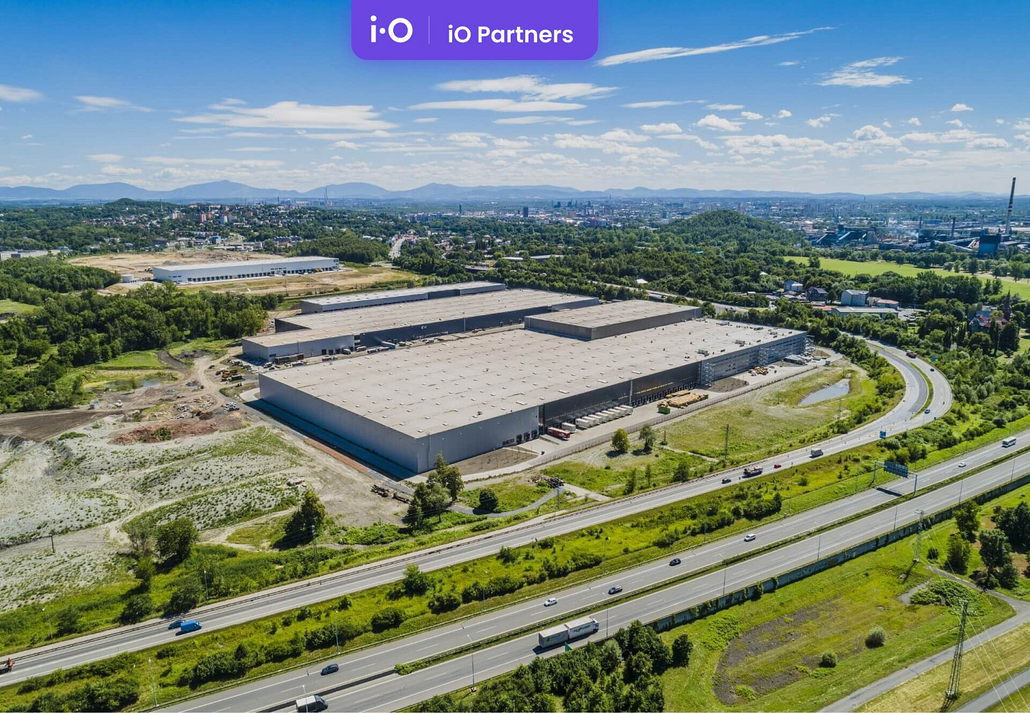Pronájem skladovacích prostor 1 200 m²