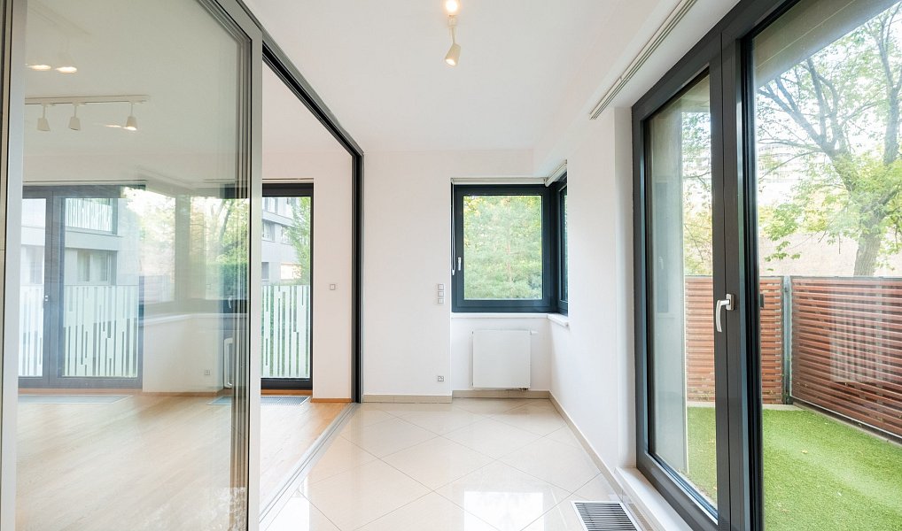Pronájem bytu 2+kk 66 m², Praha – náhled fotky 5