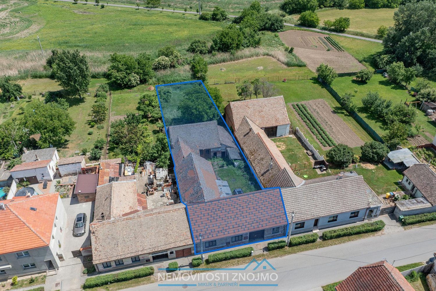 Prodej domu 382 m² s pozemkem 1 154 m² – fotografie 3