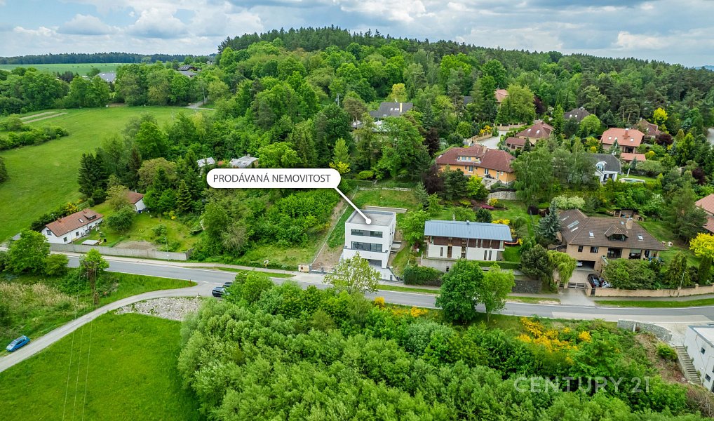 Prodej domu 309 m² s pozemkem 790 m², Tehov – náhled fotky 3