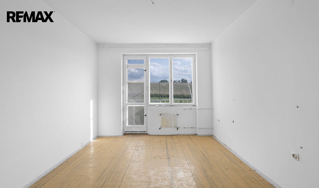 Prodej bytu 3+1 68 m², Zvoleněves – náhled fotky 3