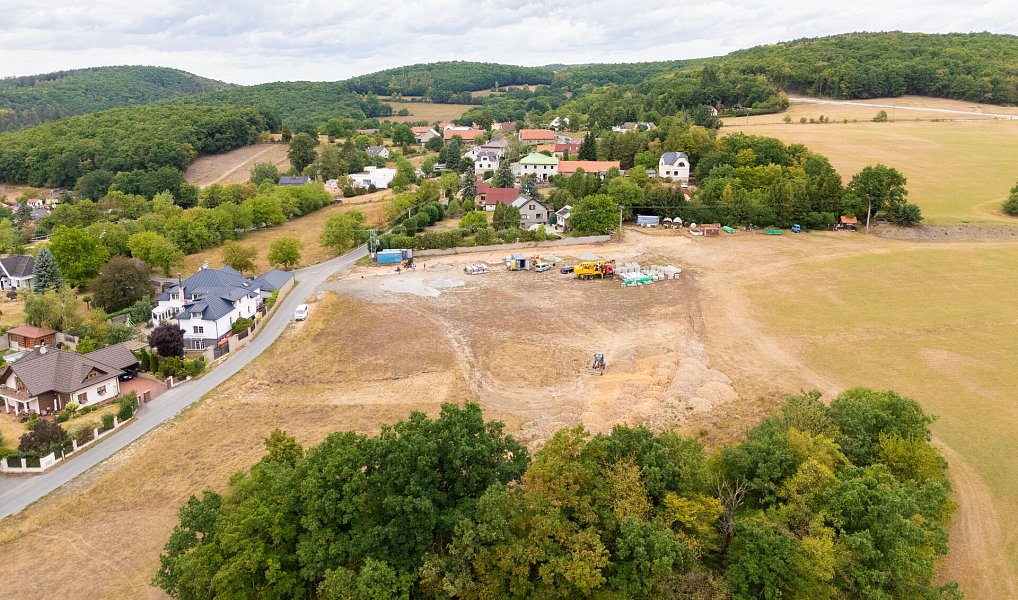 Prodej stavebního pozemku 1 004 m², Jílové u Prahy – náhled fotky 6