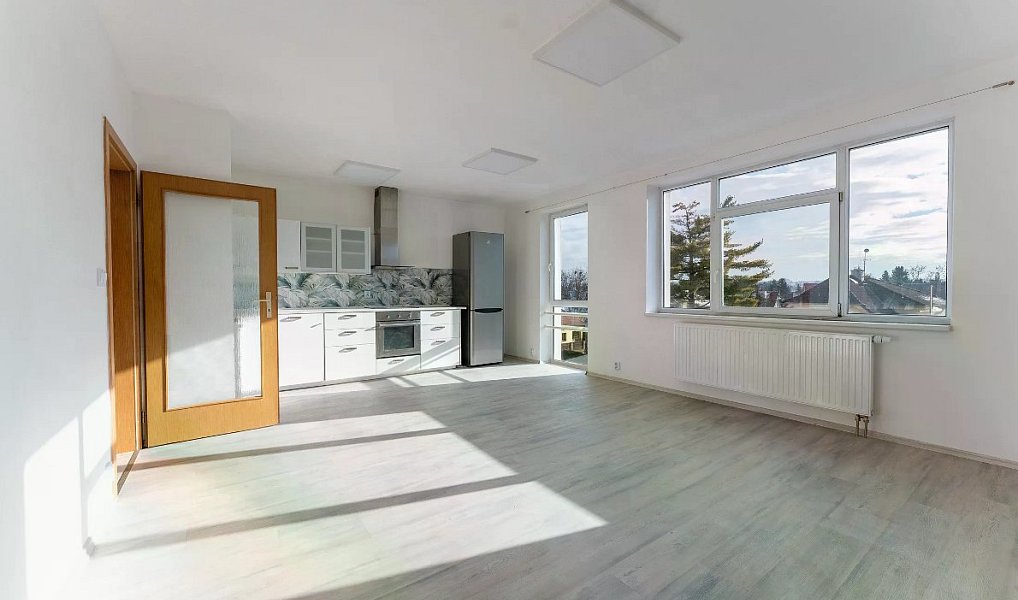 Prodej bytu 4+kk 130 m², Roztoky – náhled fotky 3