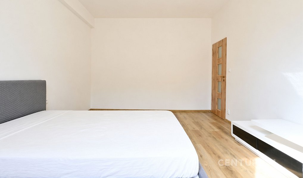 Prodej bytu 2+1 43 m², Trmice – náhled fotky 12