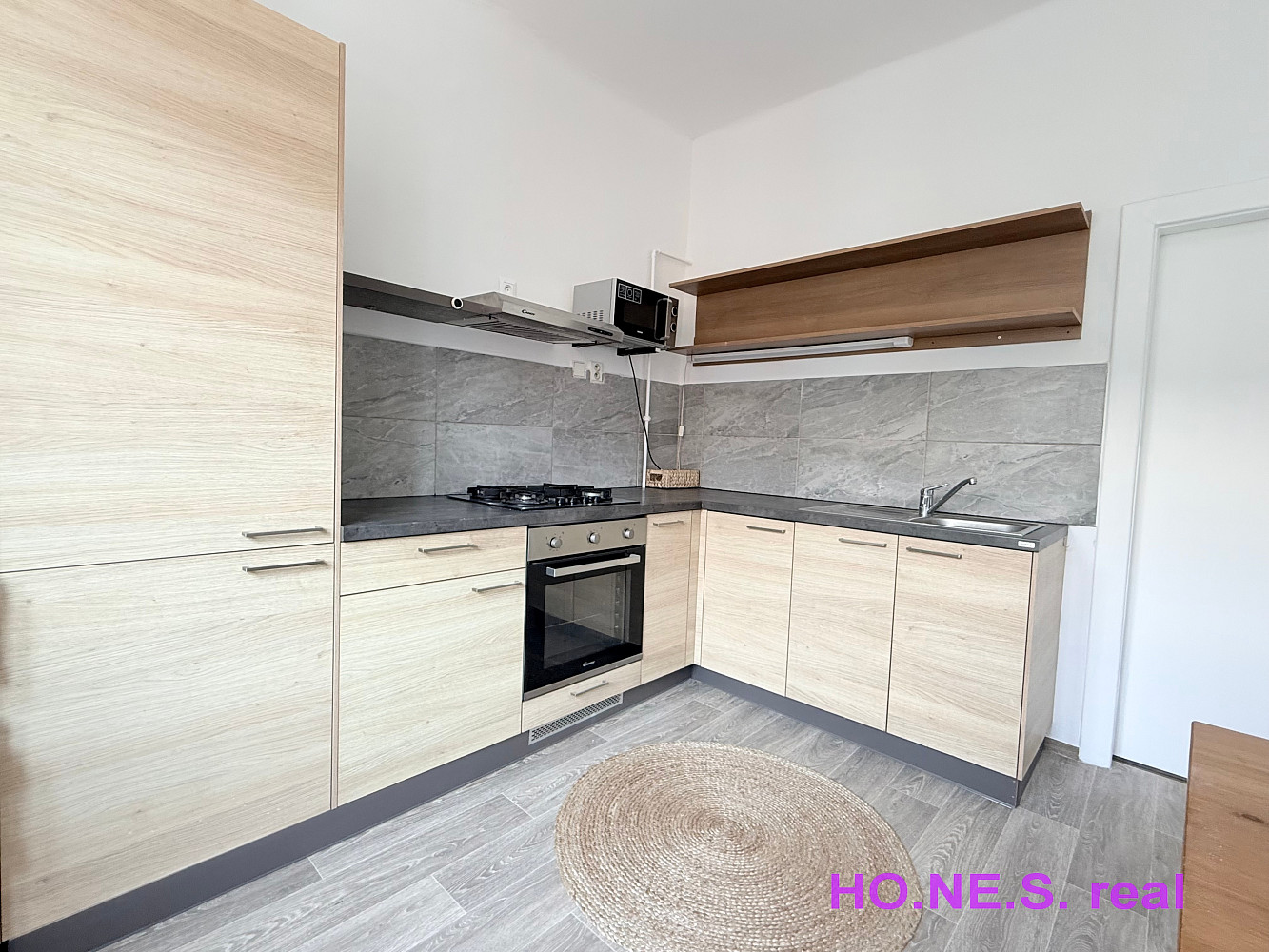 Pronájem bytu 2+1 58 m² – pohled 6