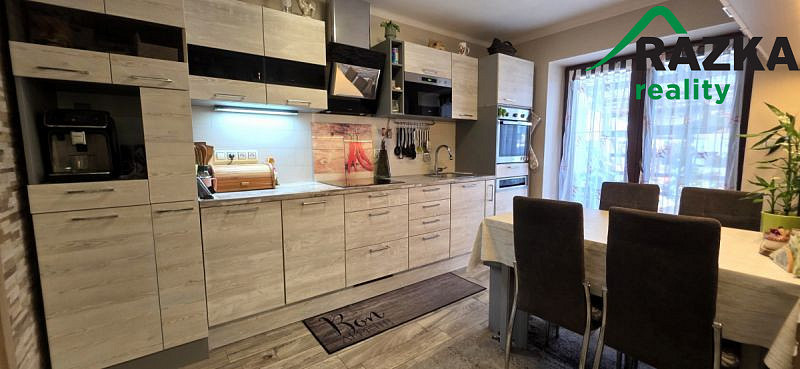 Prodej domu 165 m² s pozemkem 932 m² – fotografie 4