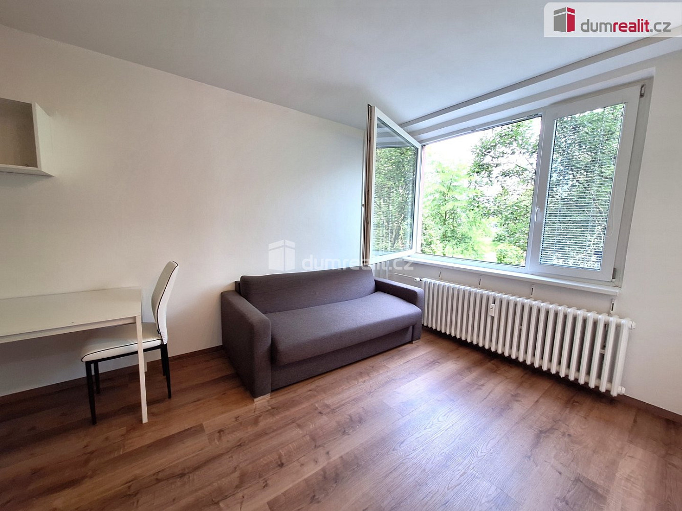 Pronájem bytu 2+kk 35 m² – pohled 6