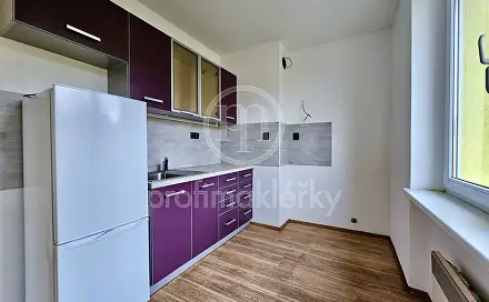 Pronájem bytu 2+kk 52 m², Husova, Moravský Krumlov, okres Znojmo