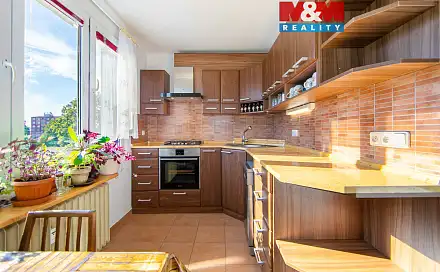 Prodej bytu 3+1 85 m², Sídliště, Toužim, okres Karlovy Vary
