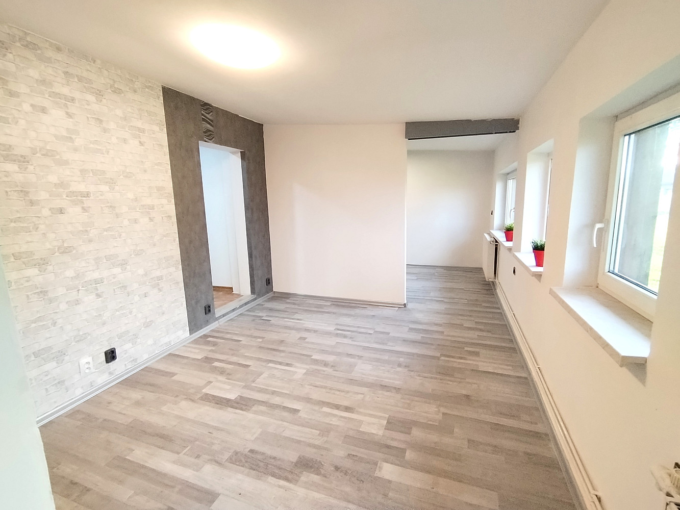 Pronájem domu 185 m² — photo 2