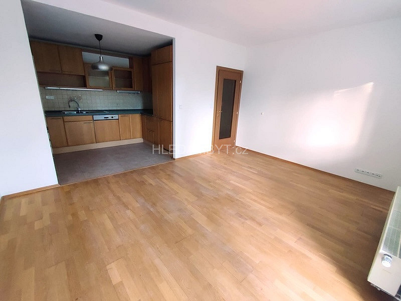 Pronájem bytu 3+kk 69 m² – fotografie 3