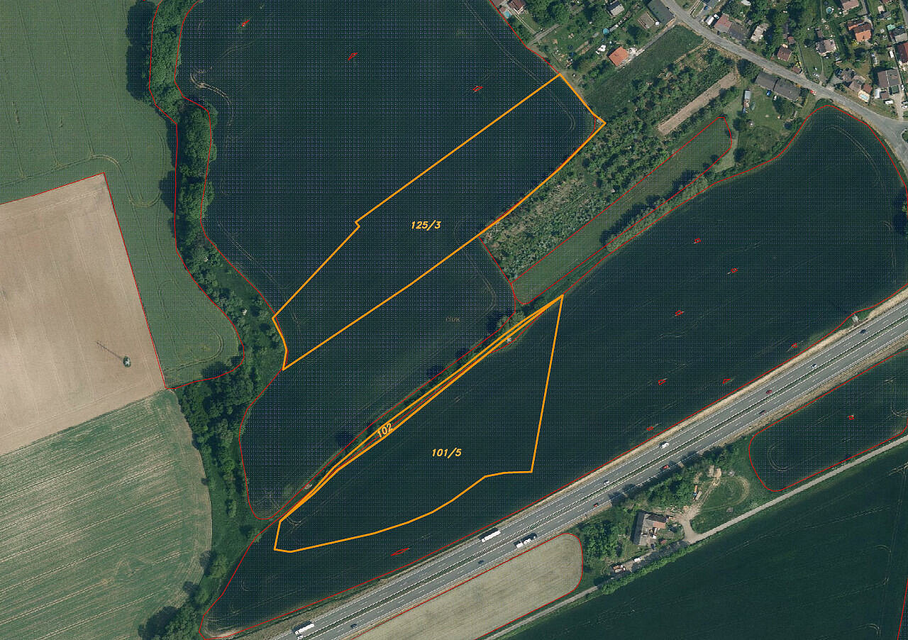 Prodej pole 37 320 m²