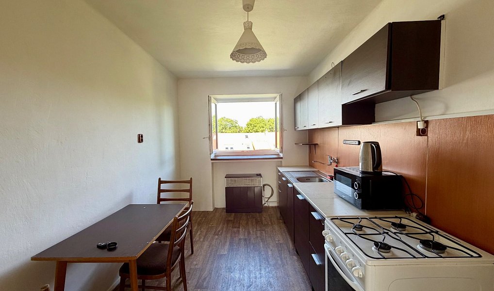 Pronájem bytu 2+1 56 m², Rožnov pod Radhoštěm – náhled fotky 3