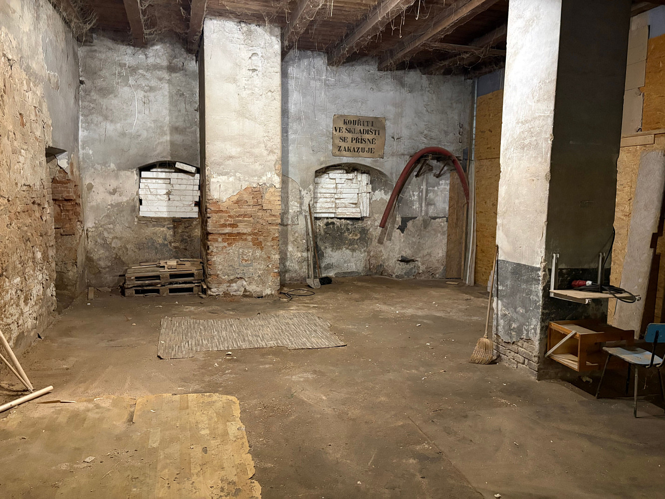 Pronájem skladovacích prostor 71 m² — photo 2