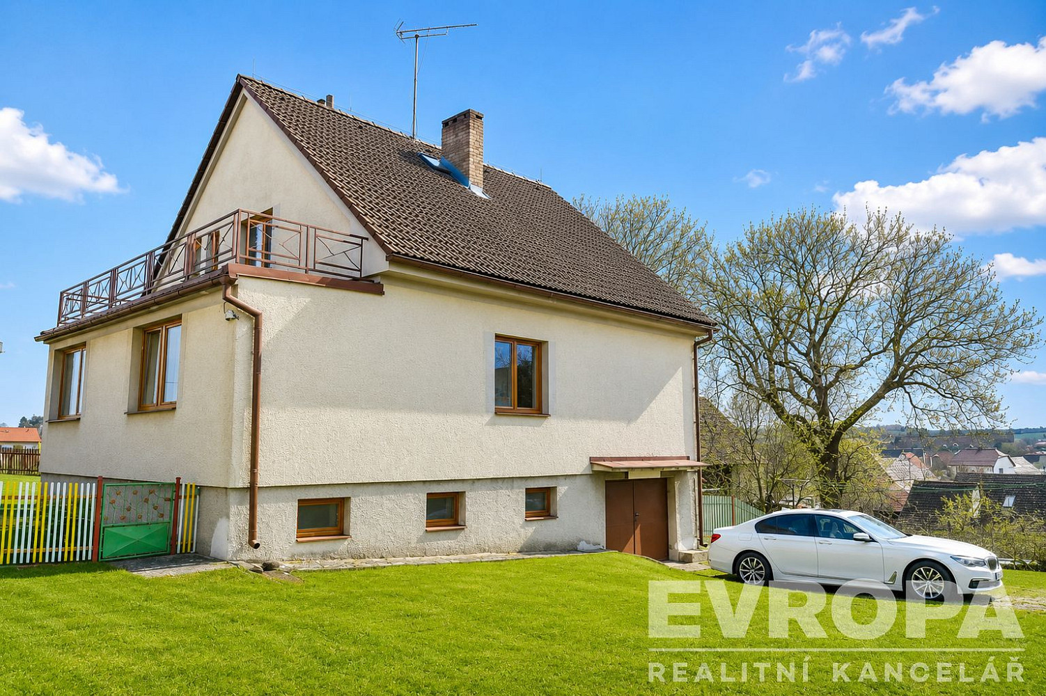 Prodej domu 263 m² s pozemkem 1 178 m²