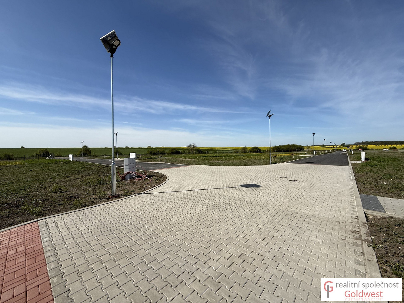 Prodej stavebního pozemku 928 m² – fotografie 5