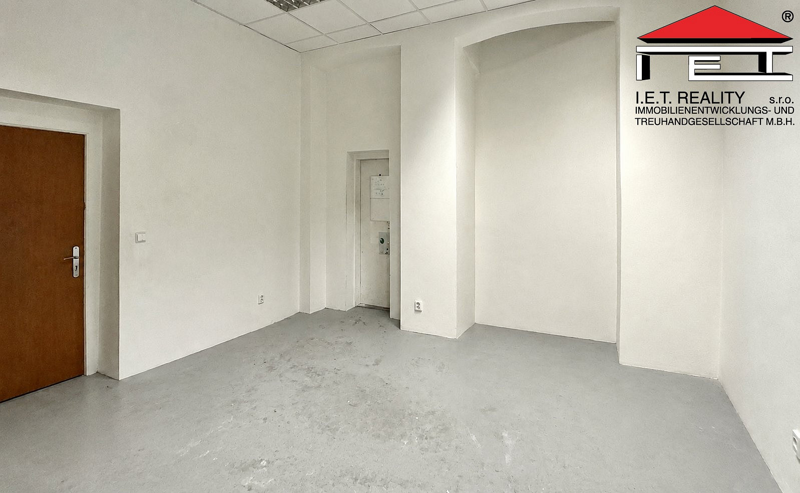 Pronájem kanceláře 99 m² — photo 5