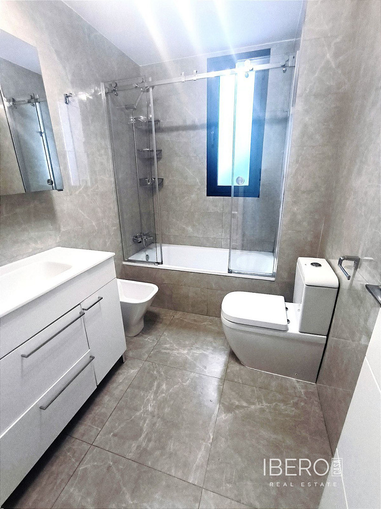 Prodej bytu 4+kk 167 m² — photo 2