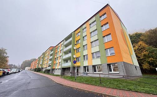 Prodej bytu 2+kk 40 m², Koněvova, Dubí, okres Teplice