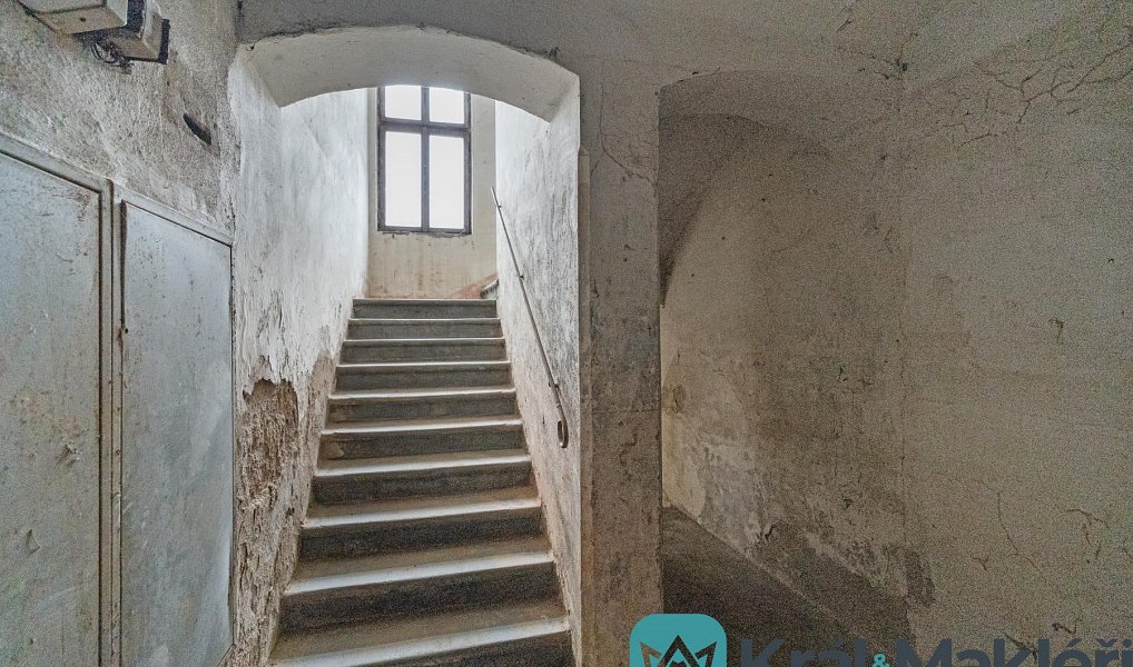 Prodej domu 268 m² s pozemkem 268 m², Ústí nad Labem – náhled fotky 4