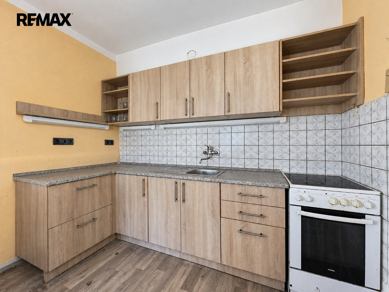 Prodej domu 110 m² s pozemkem 1 184 m² – fotografie 2