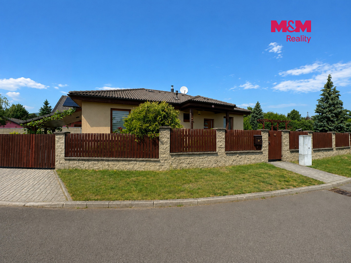 Prodej domu 110 m² s pozemkem 959 m² – fotografie 2