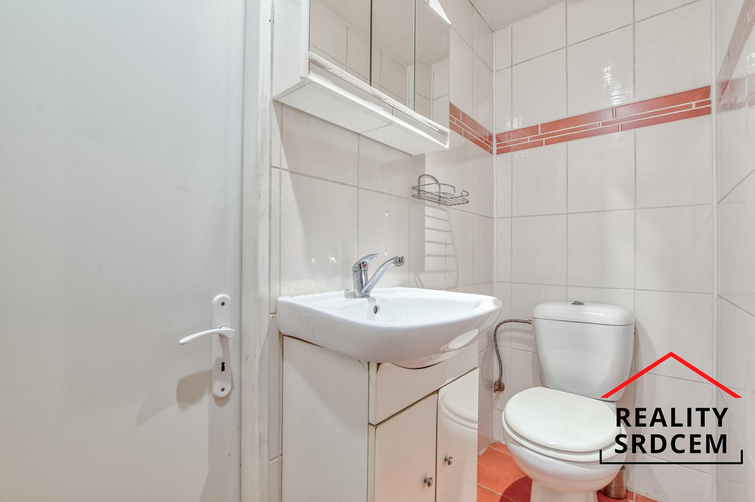Pronájem bytu 1+kk 23 m² – fotografie 5
