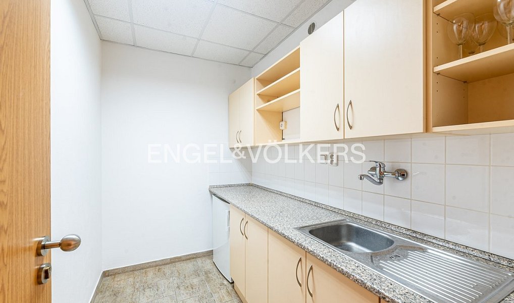 Pronájem kanceláře 123 m², Klecany – náhled fotky 5
